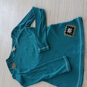 Ariat long sleeve top, size medium